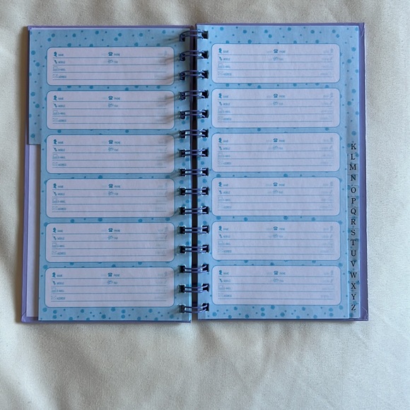 NEW • Floral Design Spiral-bound Address Book in Lilac & White (42 sheets) - Picture 4 of 10